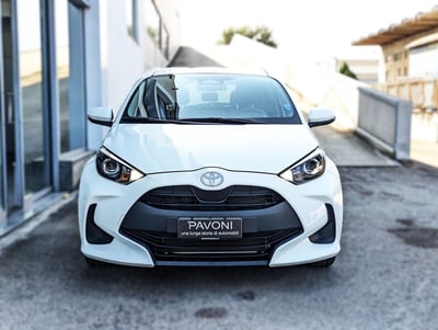 Toyota Yaris 1.5 Hybrid 5 porte Energy del 2024 usata a Pescara