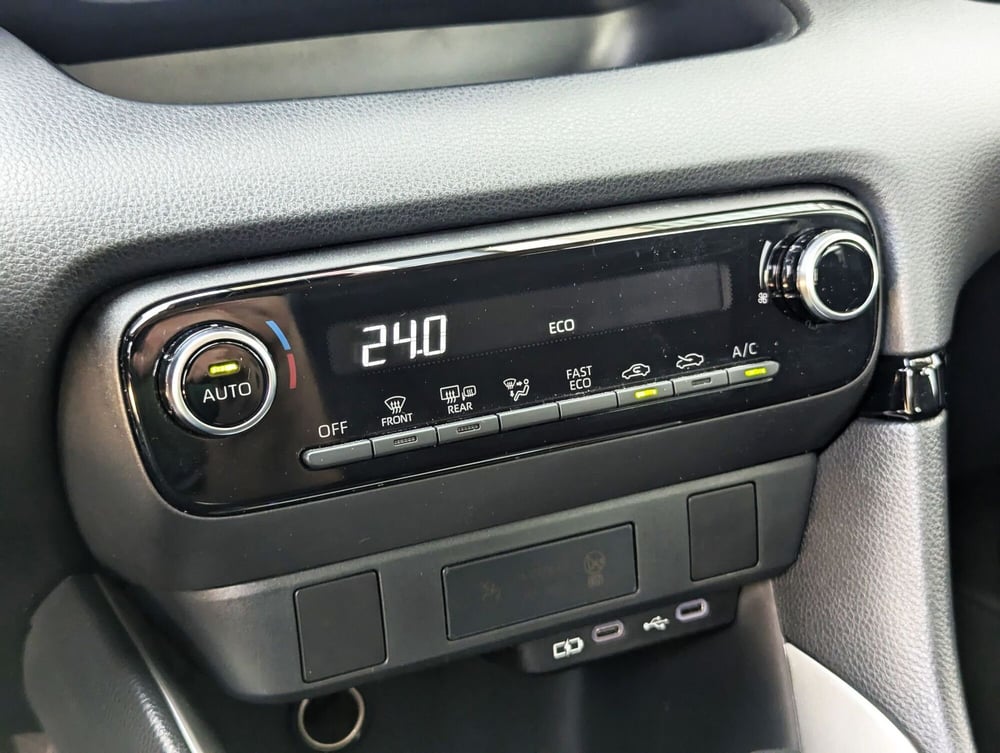 Toyota Yaris usata a Pescara (11)