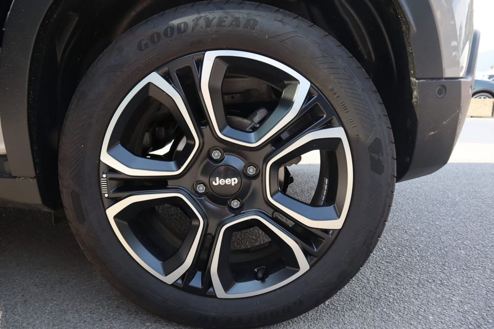 Jeep Avenger usata a Salerno (10)