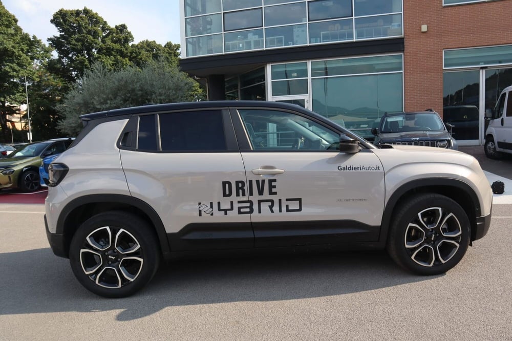 Jeep Avenger usata a Salerno (13)