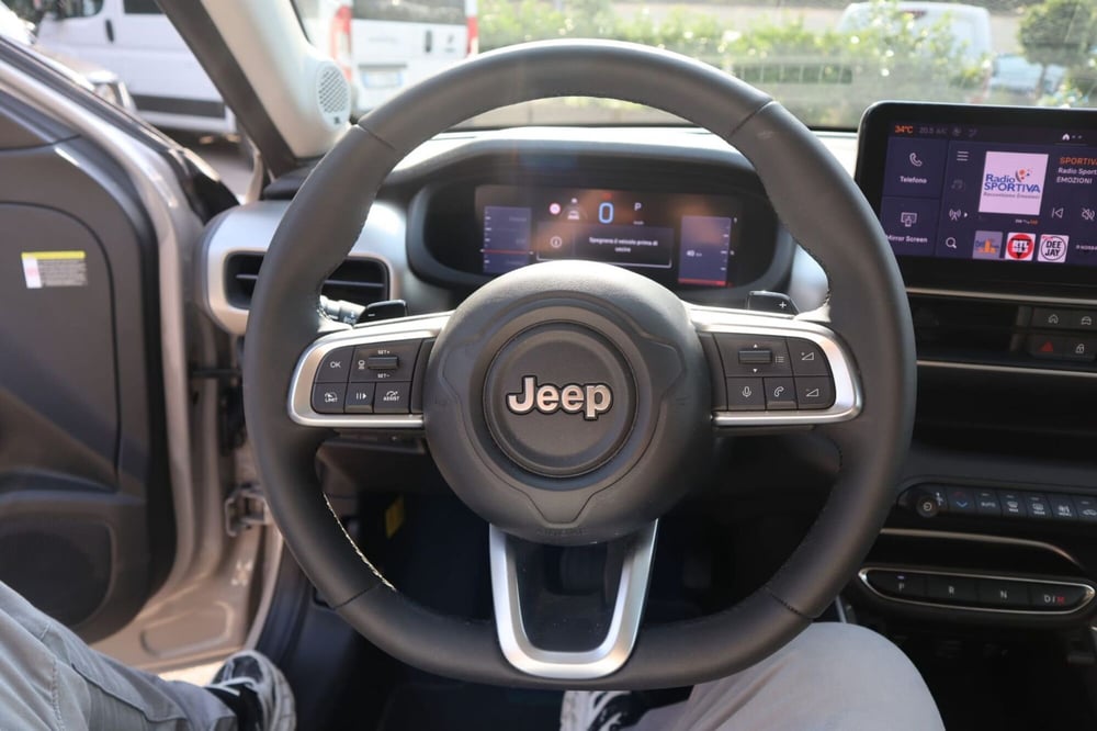 Jeep Avenger usata a Salerno (18)
