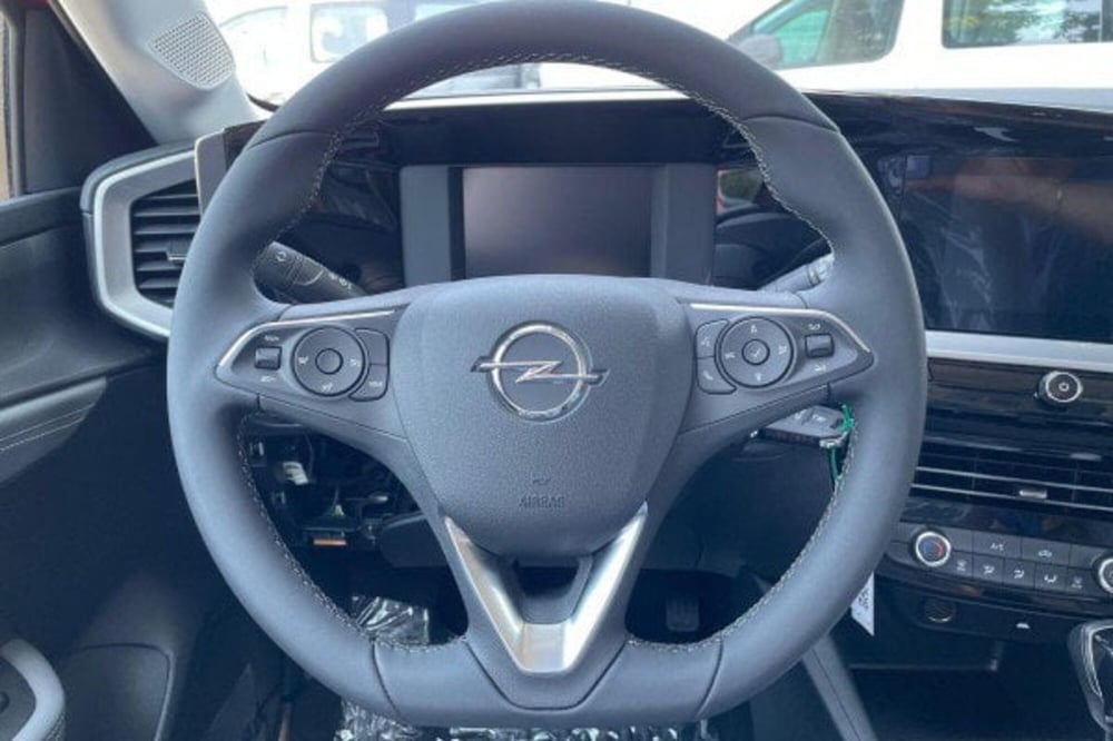 Opel Mokka nuova a Salerno (18)