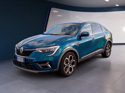 Renault Arkana E-Tech 145 CV Intens del 2021 usata a Fisciano