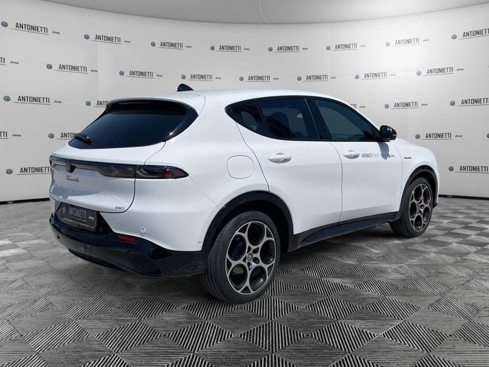 Alfa Romeo Tonale usata a Ancona (5)