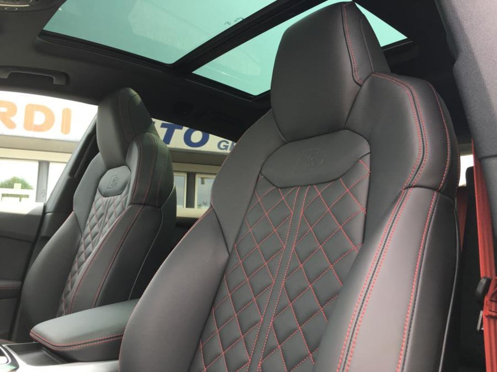 Audi Q8 Sportback nuova a Cuneo (12)