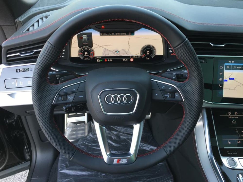 Audi Q8 Sportback nuova a Cuneo (14)