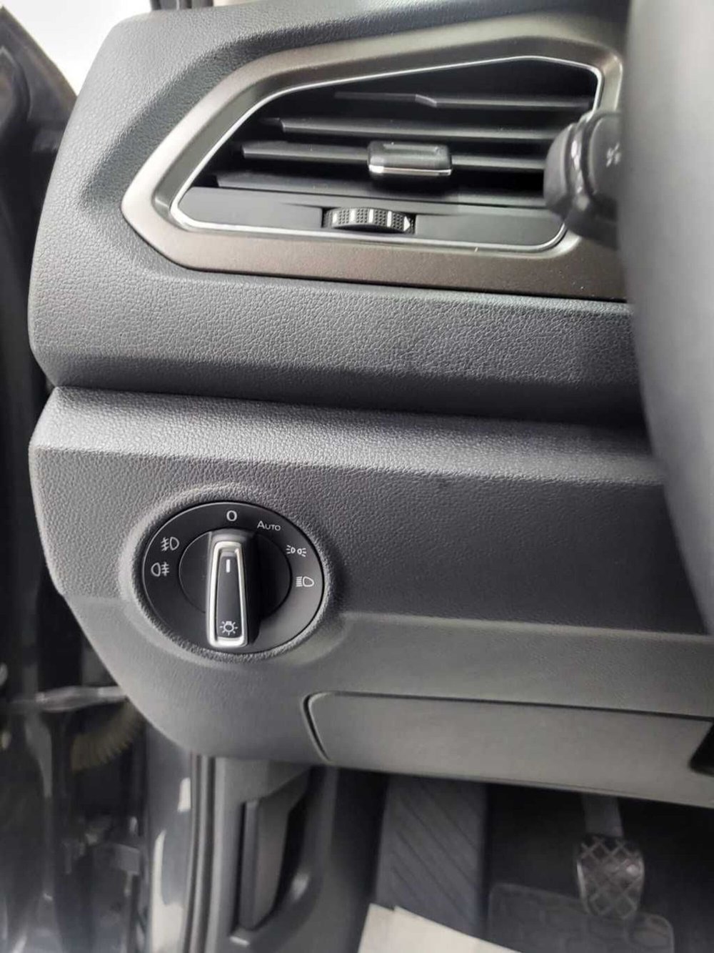 Volkswagen T-Roc usata a Catanzaro (13)