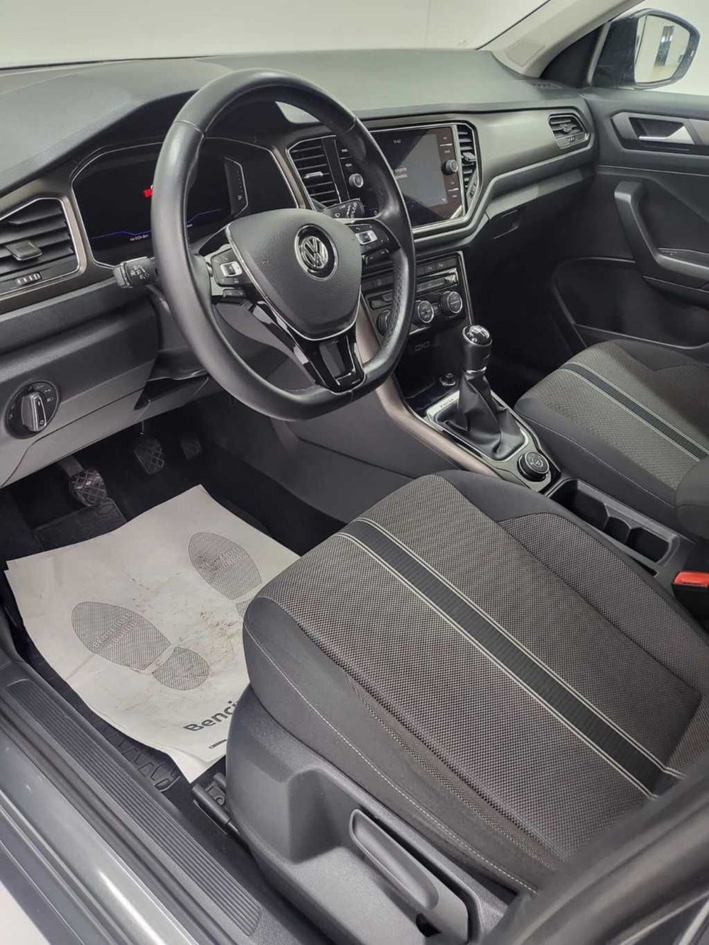 Volkswagen T-Roc usata a Catanzaro (19)