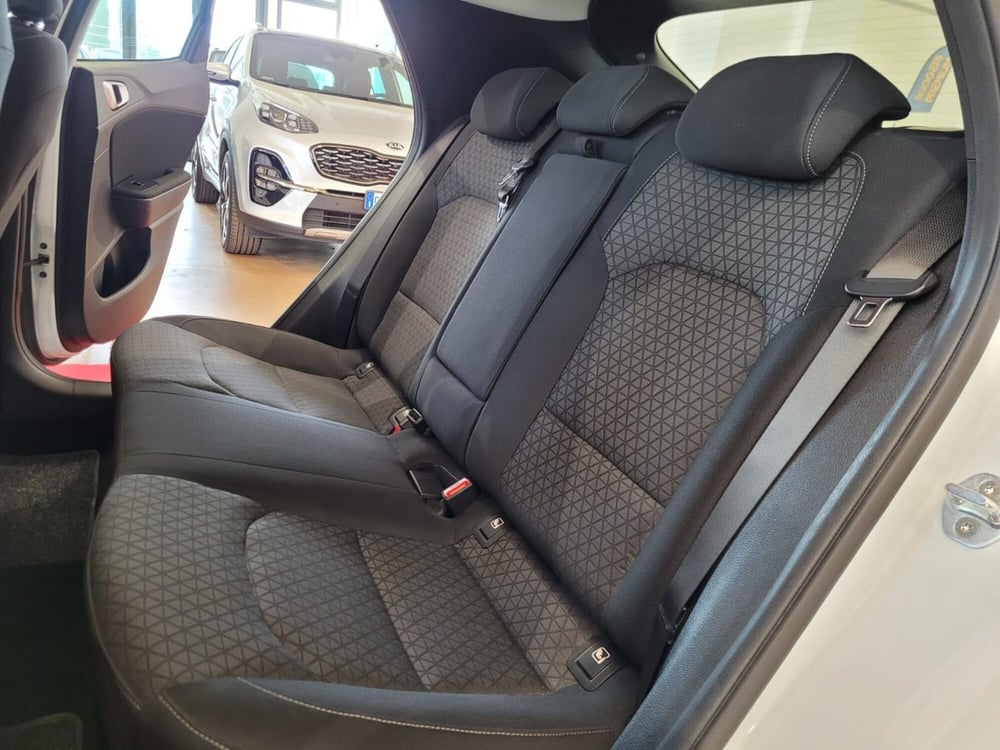 Kia XCeed usata a Rimini (13)
