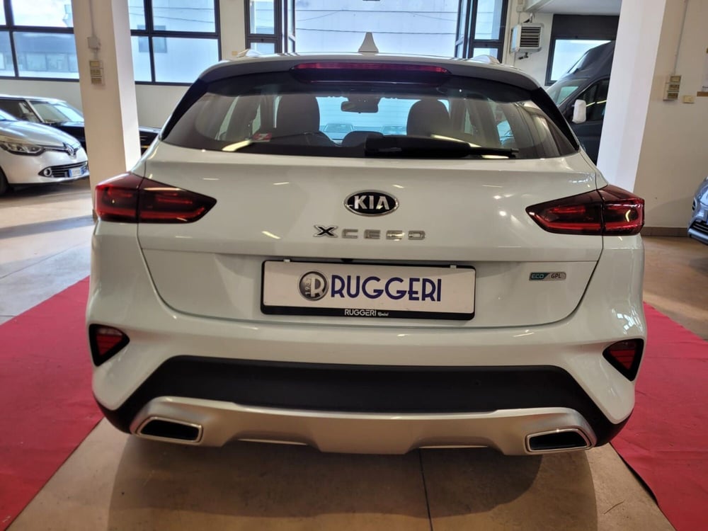 Kia XCeed usata a Rimini (4)