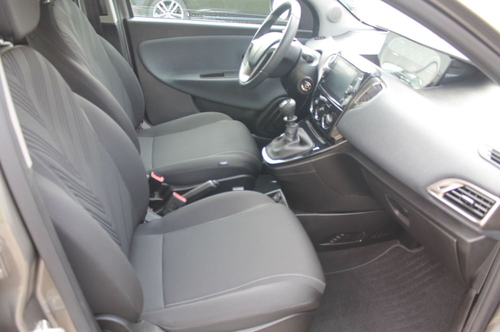 Lancia Ypsilon usata a Cuneo (10)