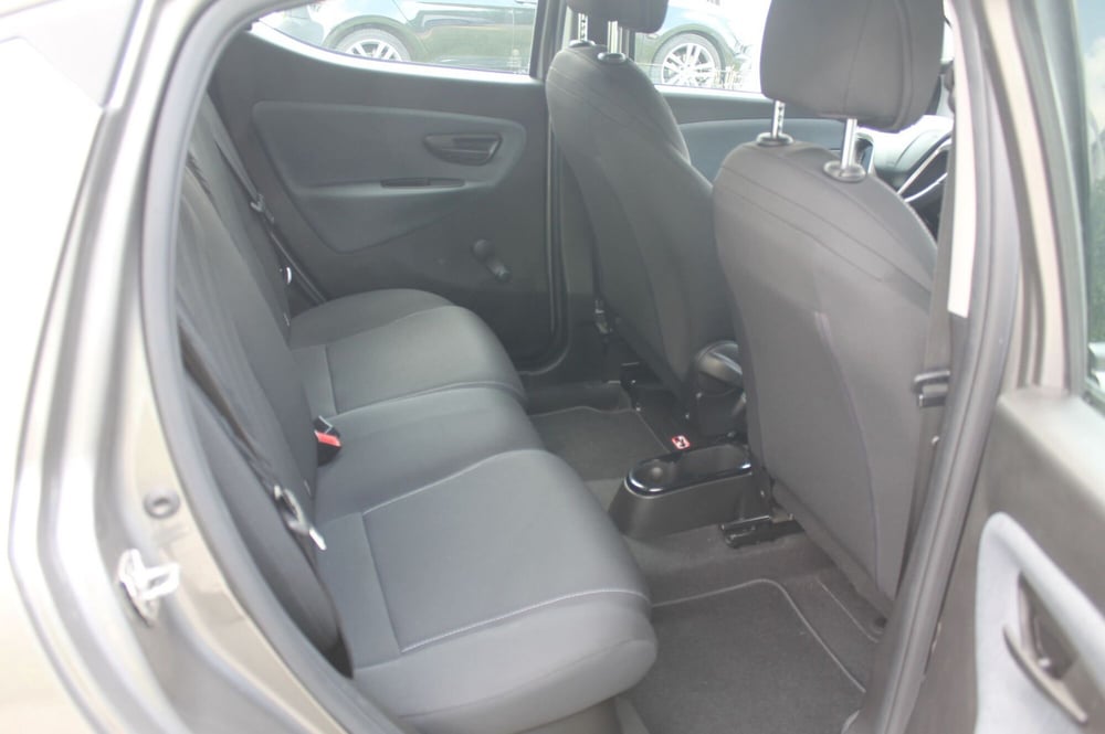 Lancia Ypsilon usata a Cuneo (11)