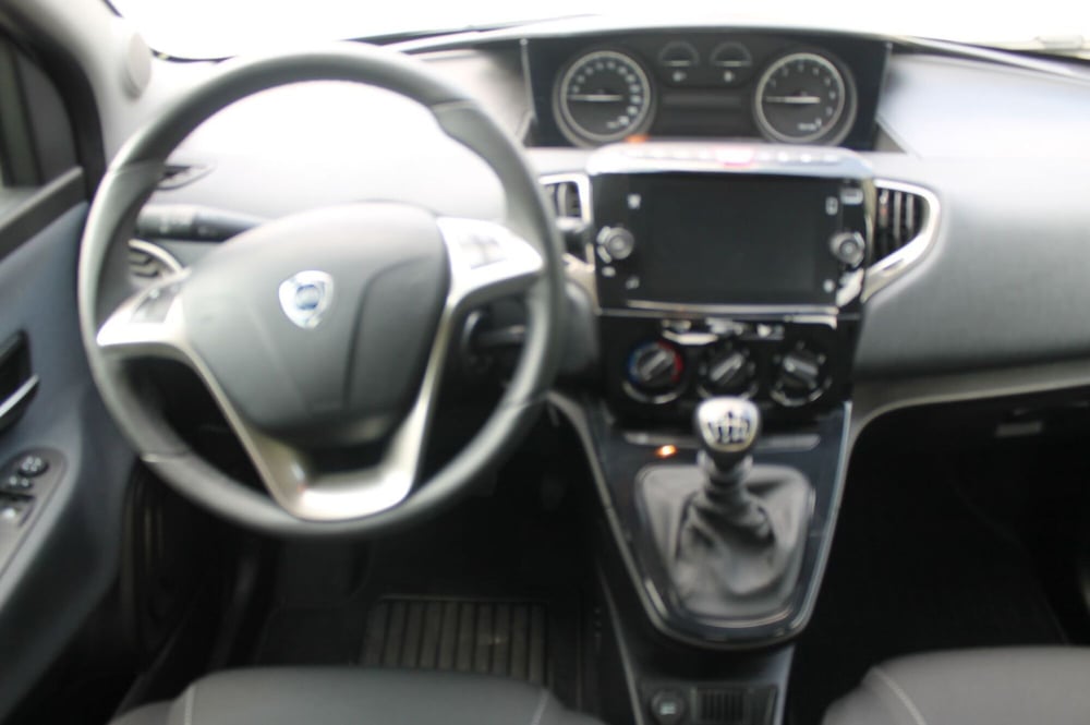 Lancia Ypsilon usata a Cuneo (8)