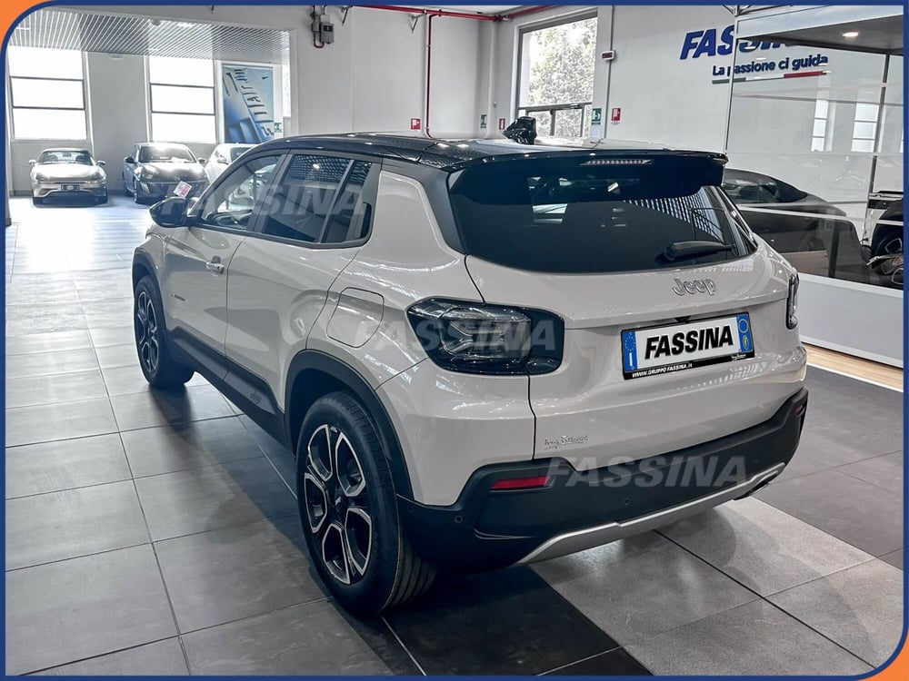 Jeep Avenger nuova a Milano (4)