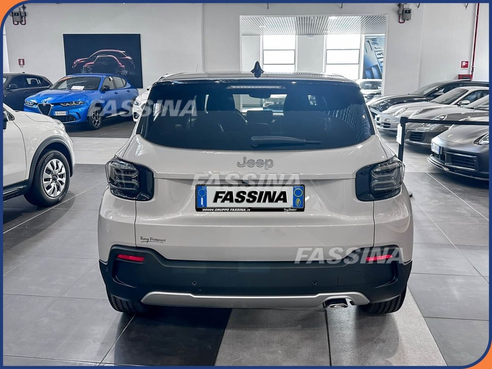 Jeep Avenger nuova a Milano (5)