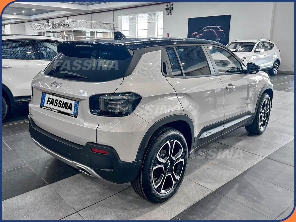 Jeep Avenger nuova a Milano (6)