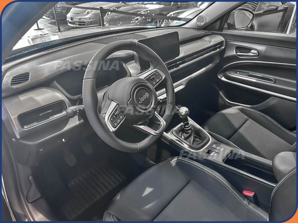 Jeep Avenger nuova a Milano (7)