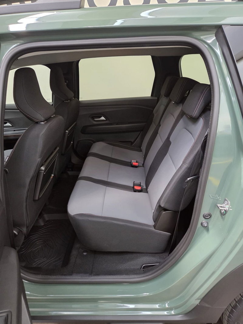 Dacia Jogger usata a Verona (14)