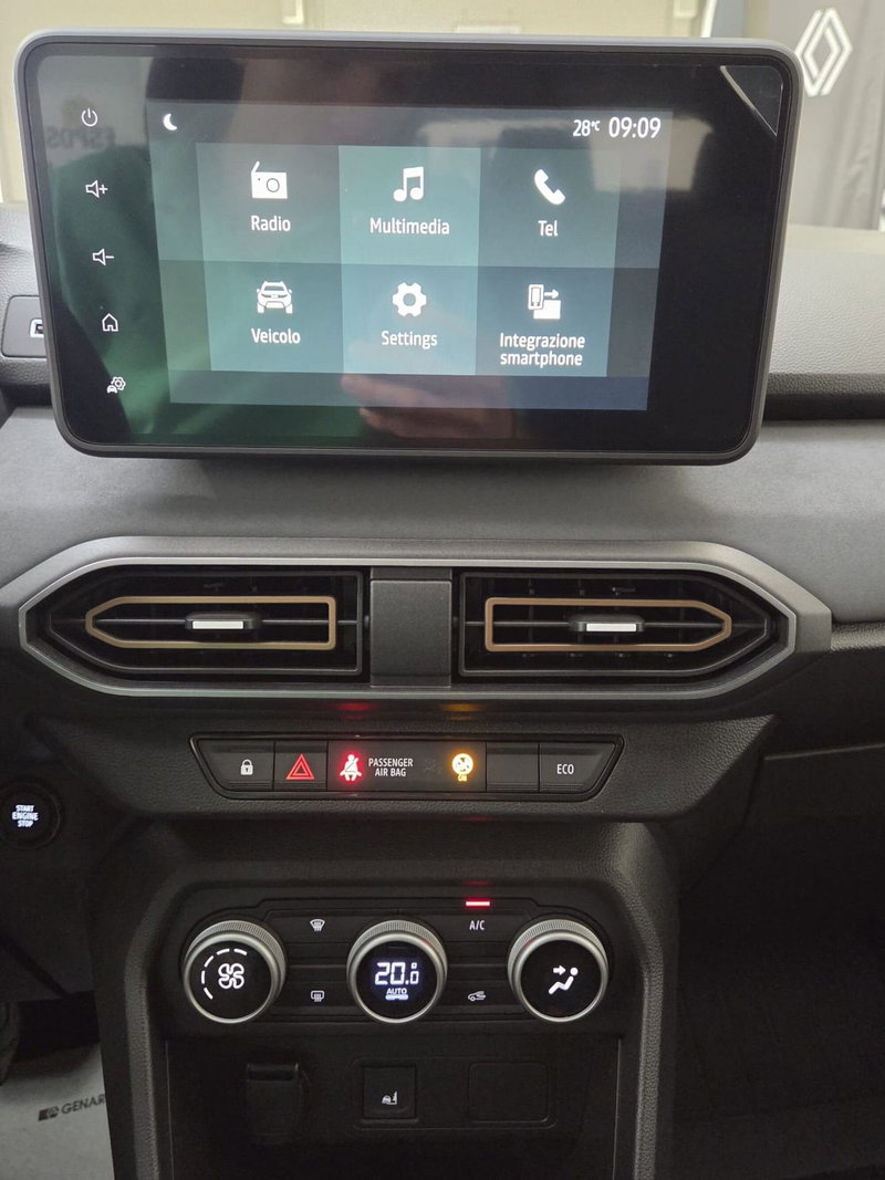 Dacia Jogger usata a Verona (9)