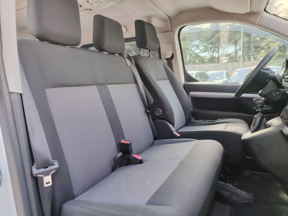 Peugeot Traveller usata a Massa-Carrara (5)