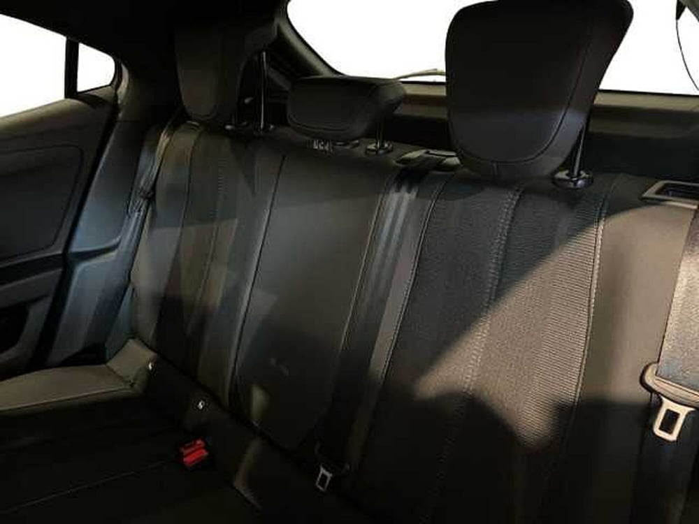 Opel Mokka nuova a Salerno (14)