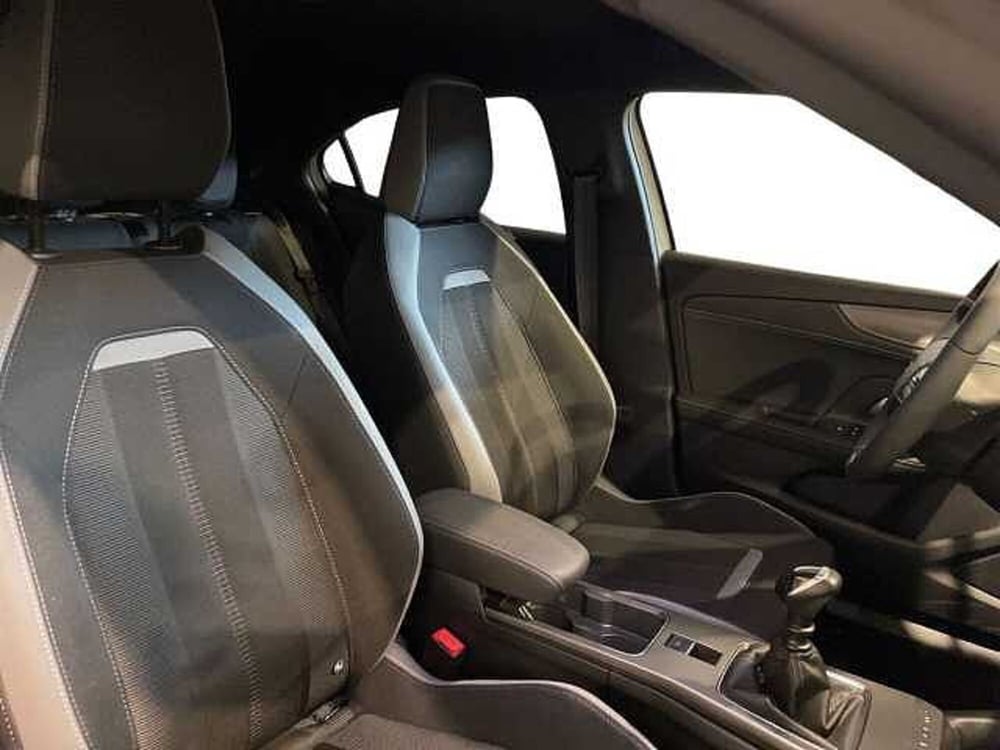 Opel Mokka nuova a Salerno (16)