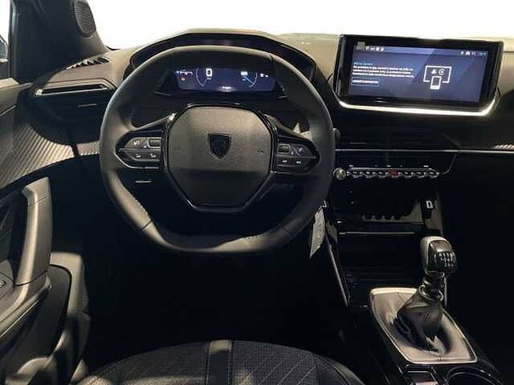 Peugeot 2008 nuova a Salerno (10)