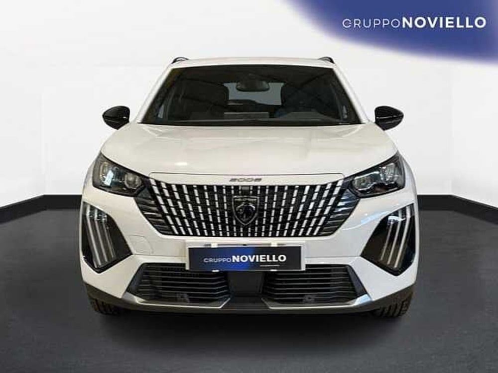 Peugeot 2008 nuova a Salerno (2)
