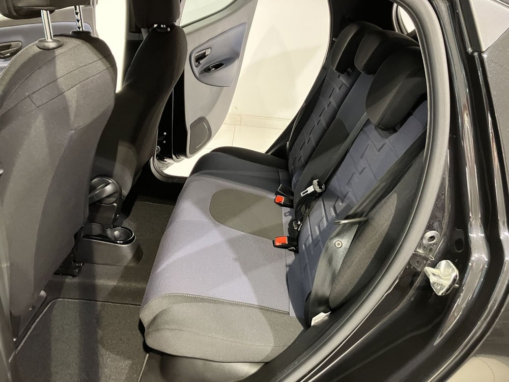 Lancia Ypsilon usata a Parma (10)