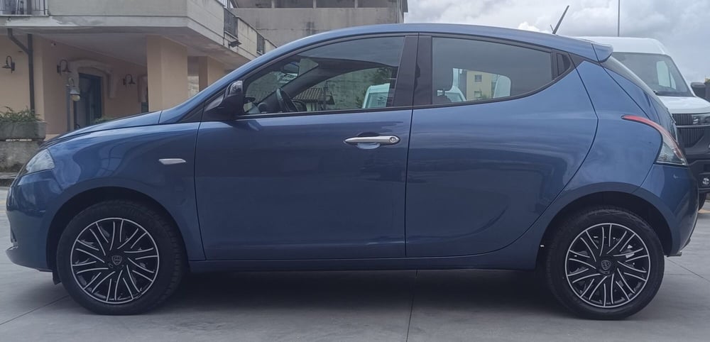 Lancia Ypsilon usata a Frosinone (3)