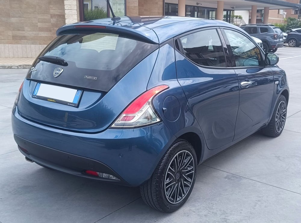 Lancia Ypsilon usata a Frosinone (6)