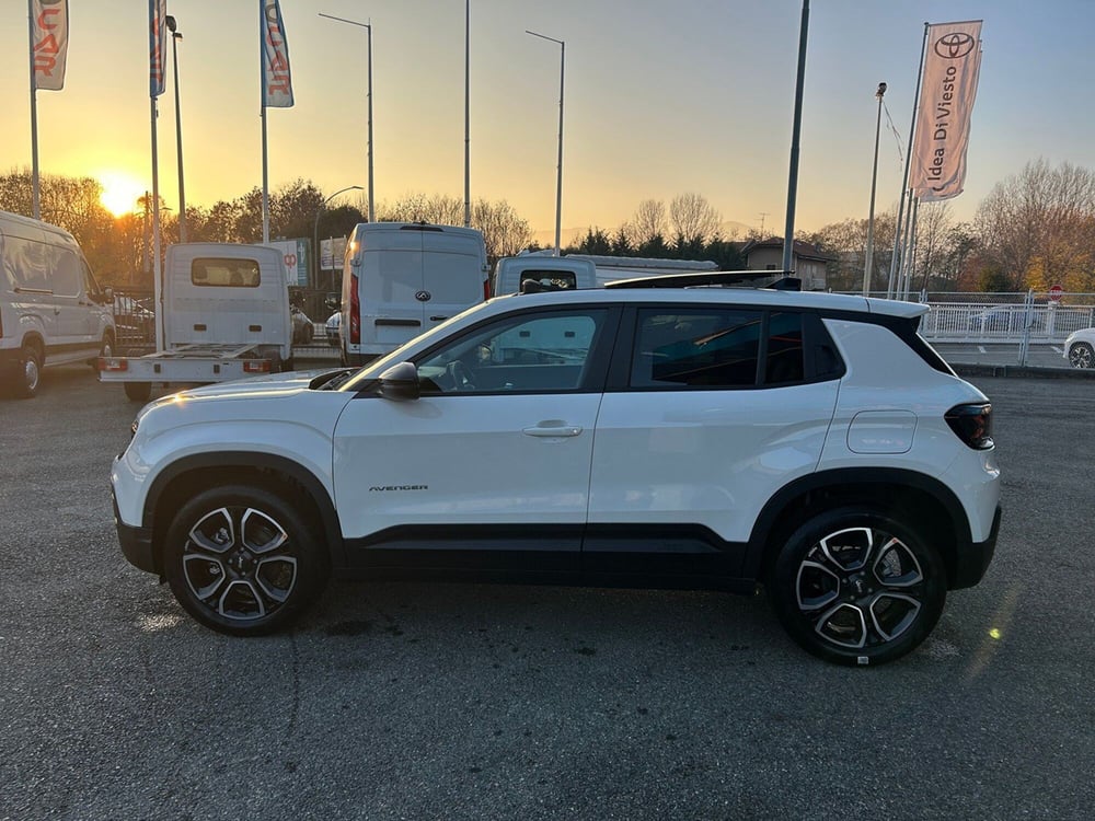 Jeep Avenger nuova a Torino (8)