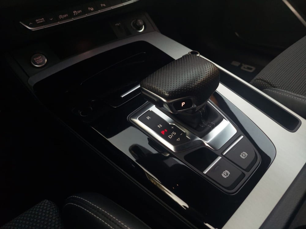 Audi Q5 Sportback usata a Bari (12)