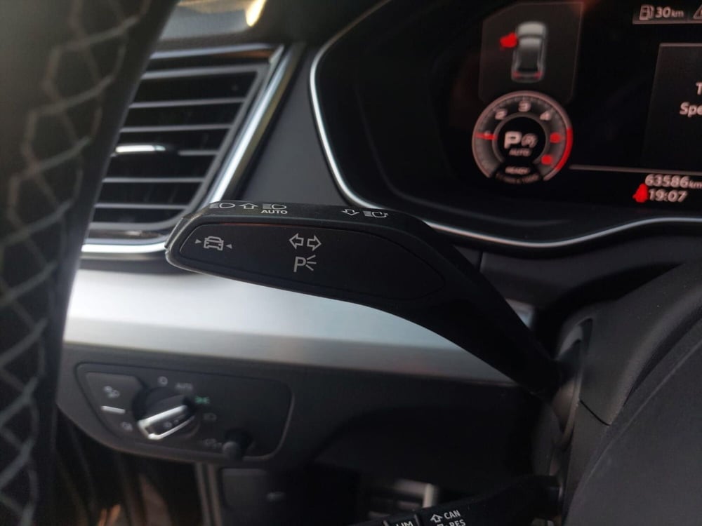 Audi Q5 Sportback usata a Bari (16)