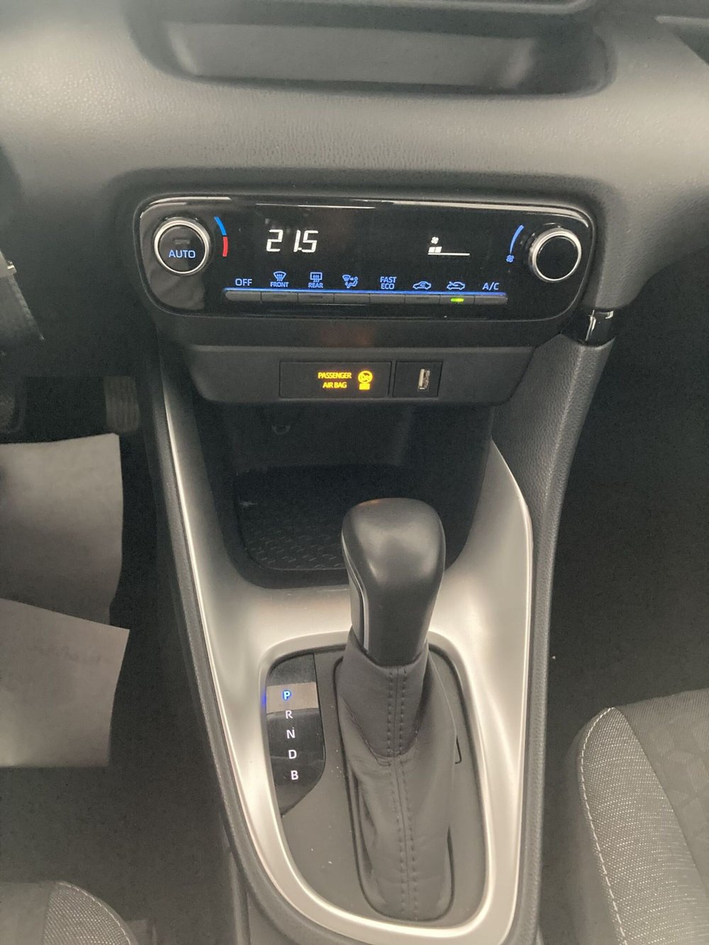 Toyota Yaris usata a Foggia (4)