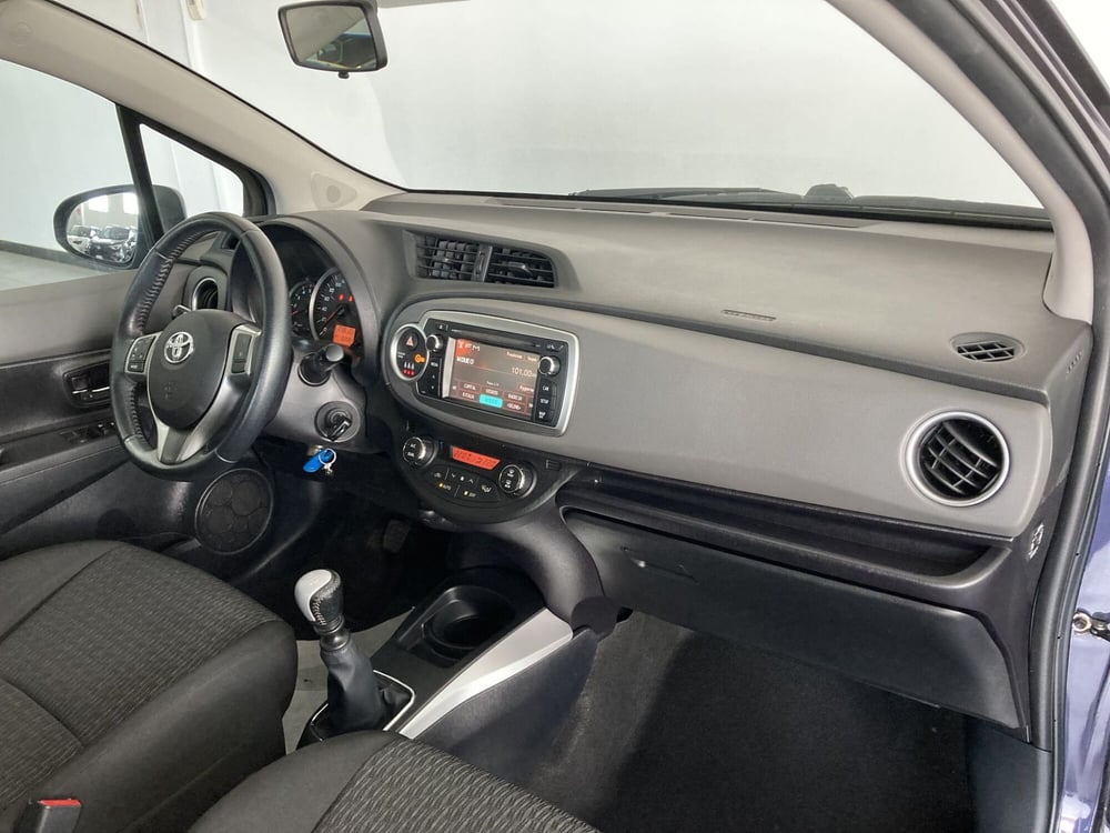 Toyota Yaris usata a Foggia (15)