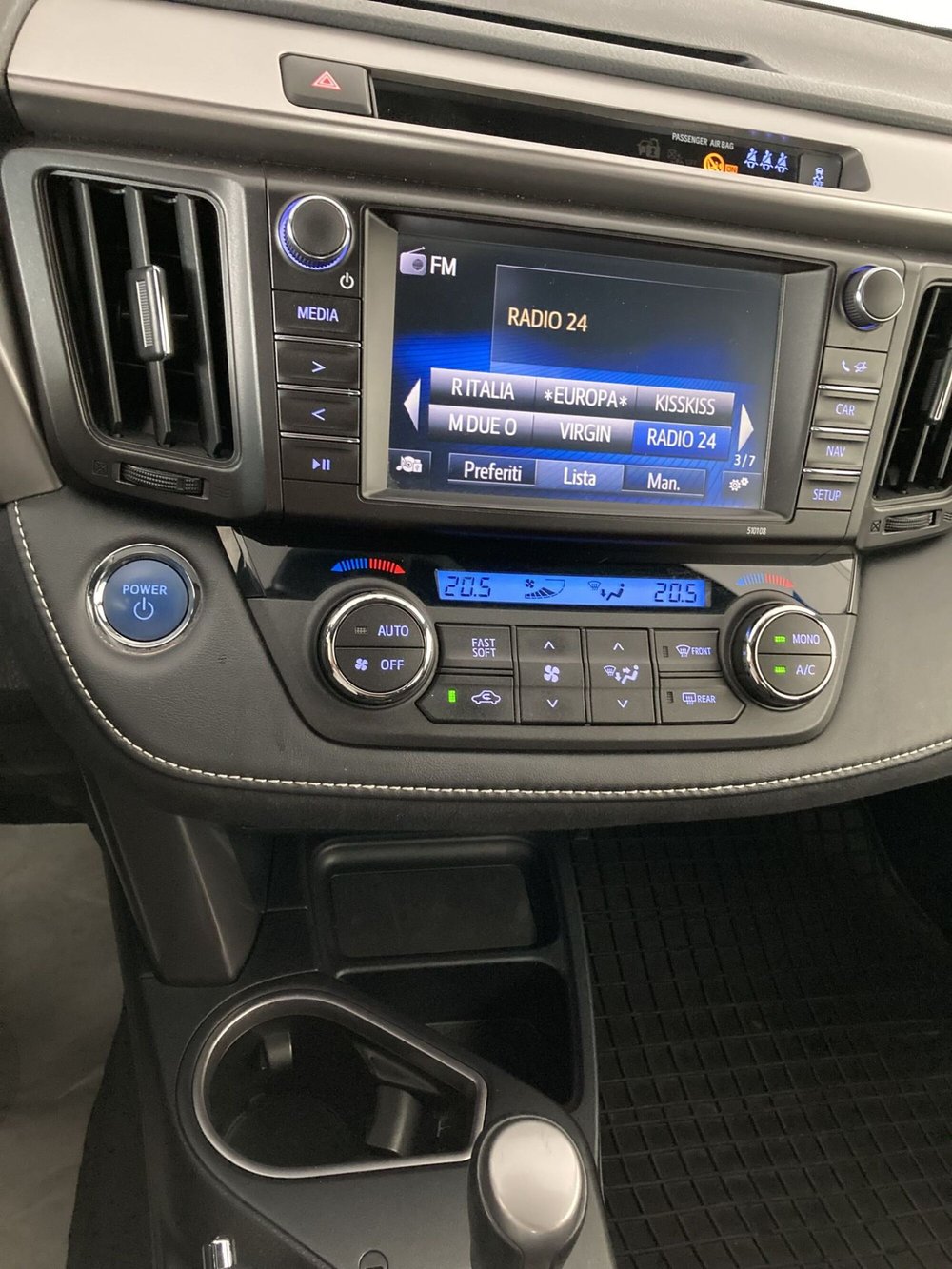Toyota Rav4 usata a Foggia (11)