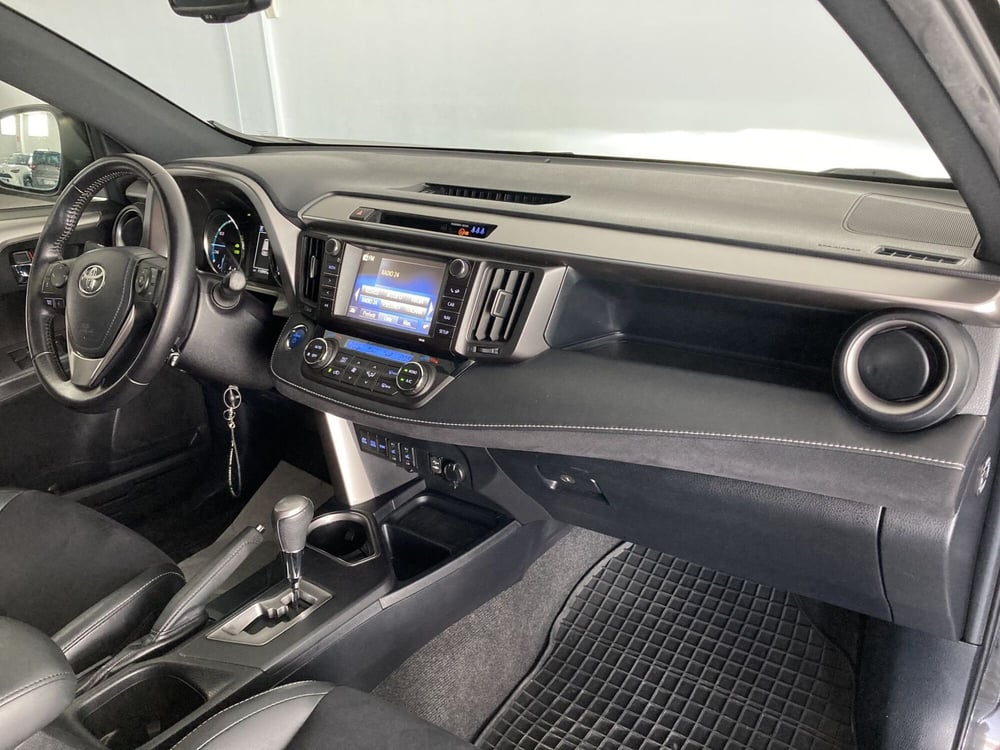 Toyota Rav4 usata a Foggia (19)