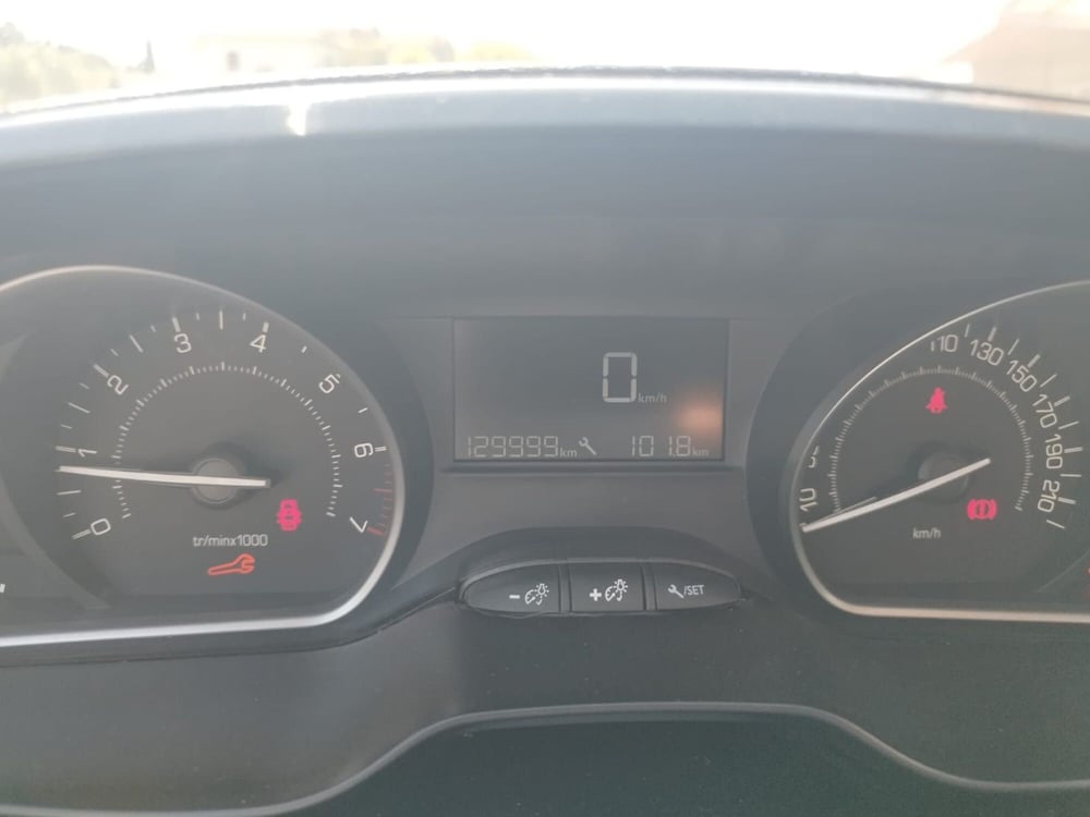 Peugeot 208 usata a Arezzo (10)
