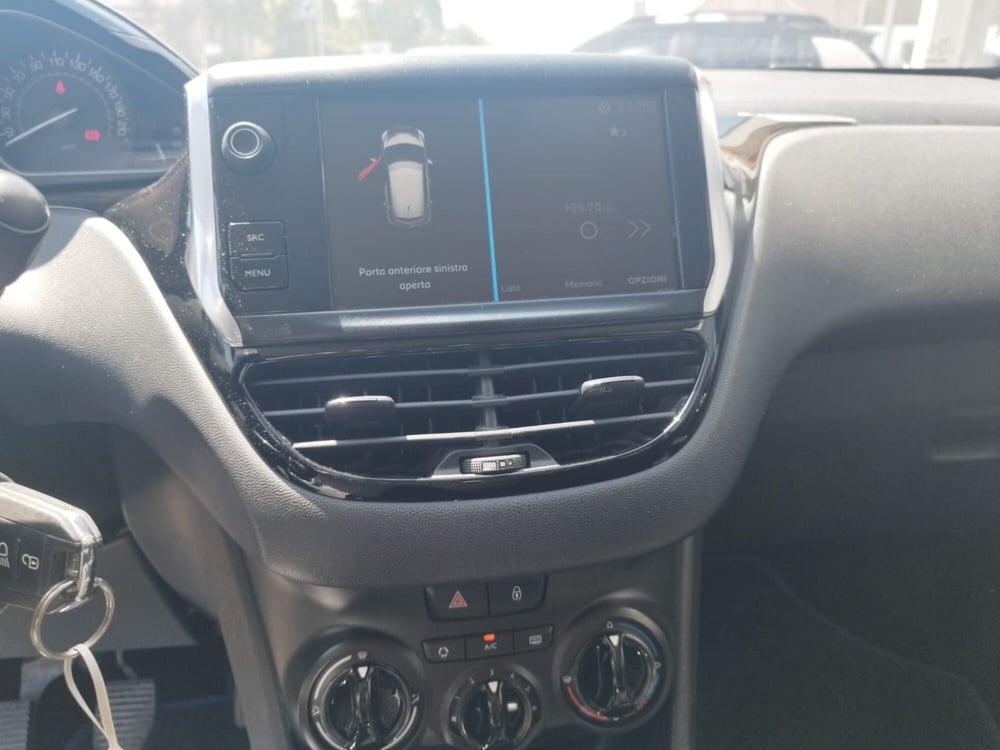 Peugeot 208 usata a Arezzo (11)