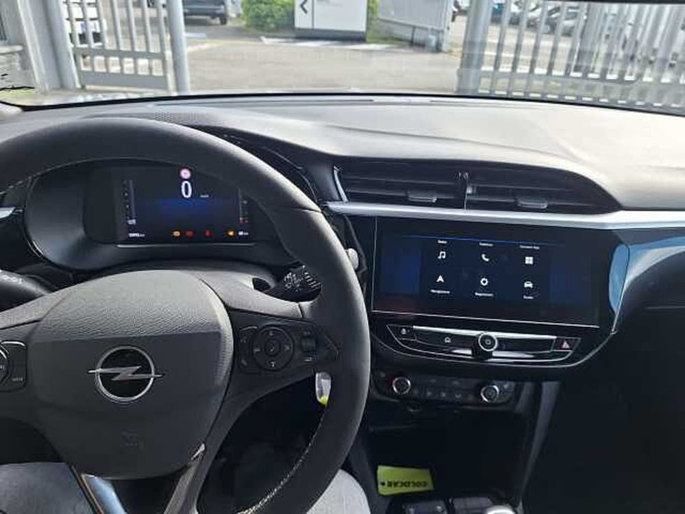 Opel Corsa usata a Milano (11)
