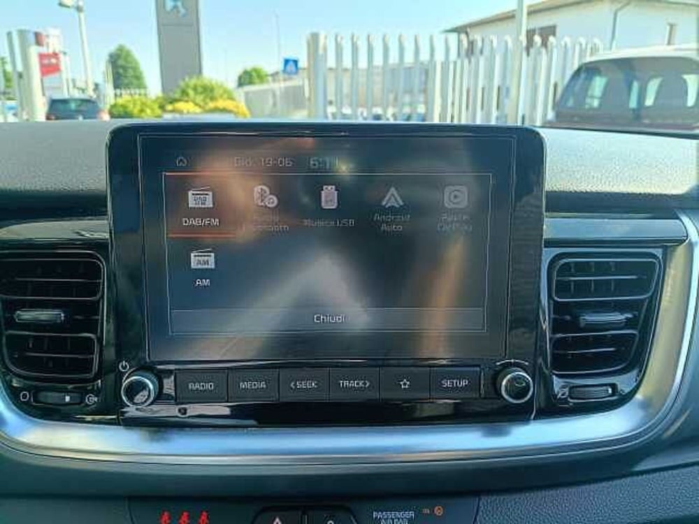 Kia Stonic usata a Milano (17)