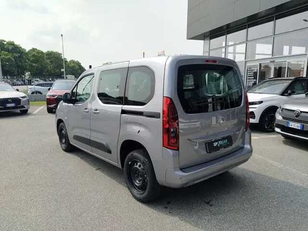 Opel Combo Life nuova a Milano (6)