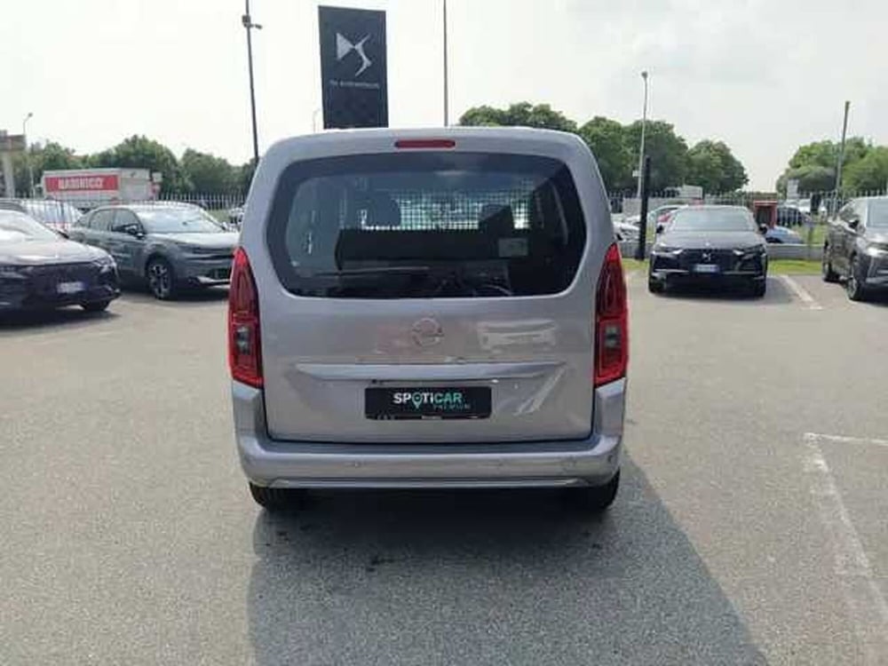 Opel Combo Life nuova a Milano (7)