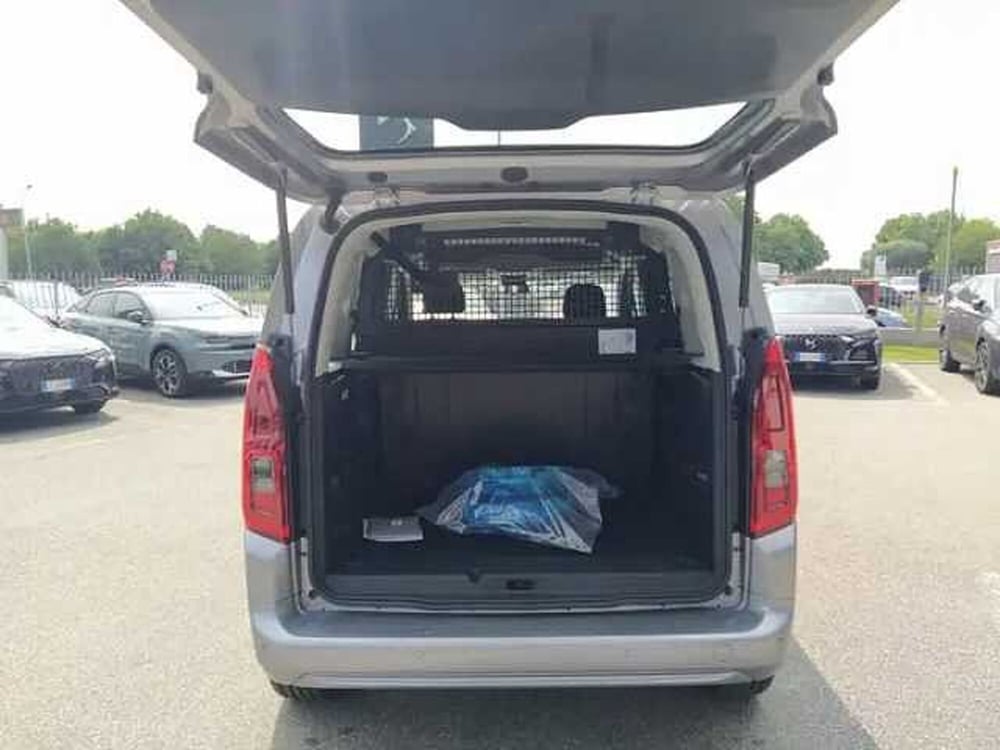 Opel Combo Life nuova a Milano (8)