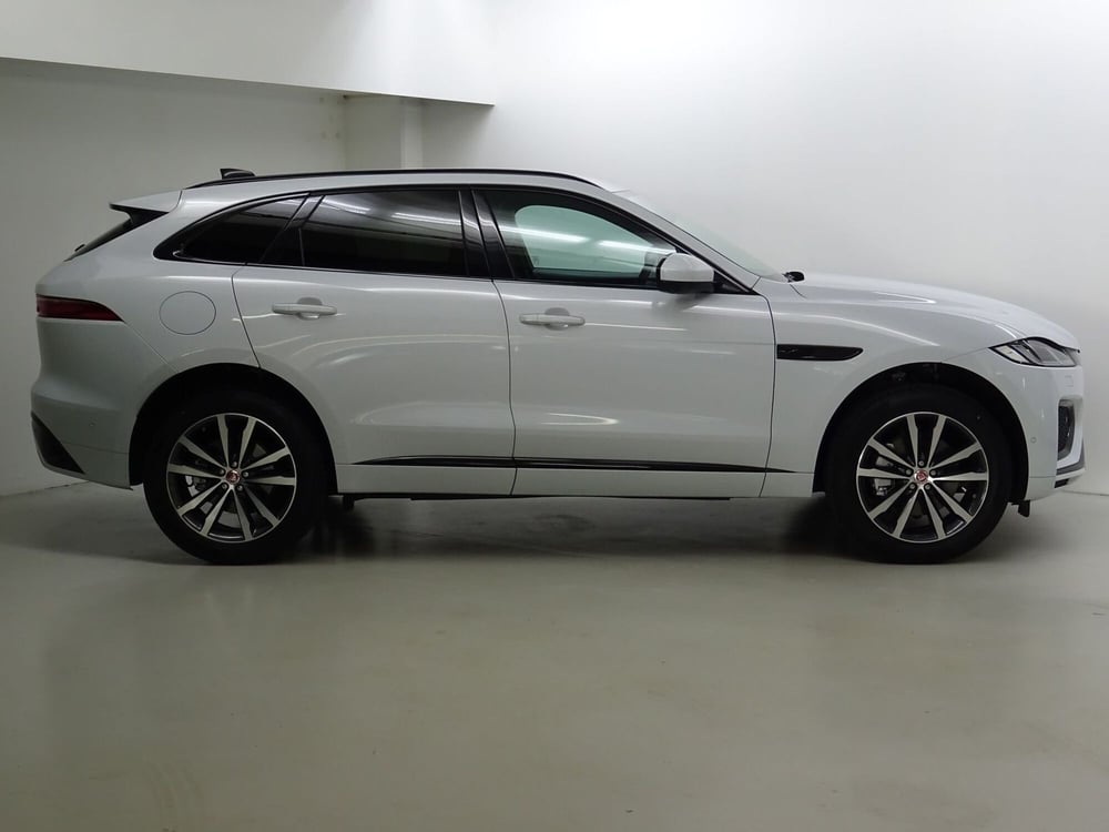 Jaguar F-Pace usata a Como (6)