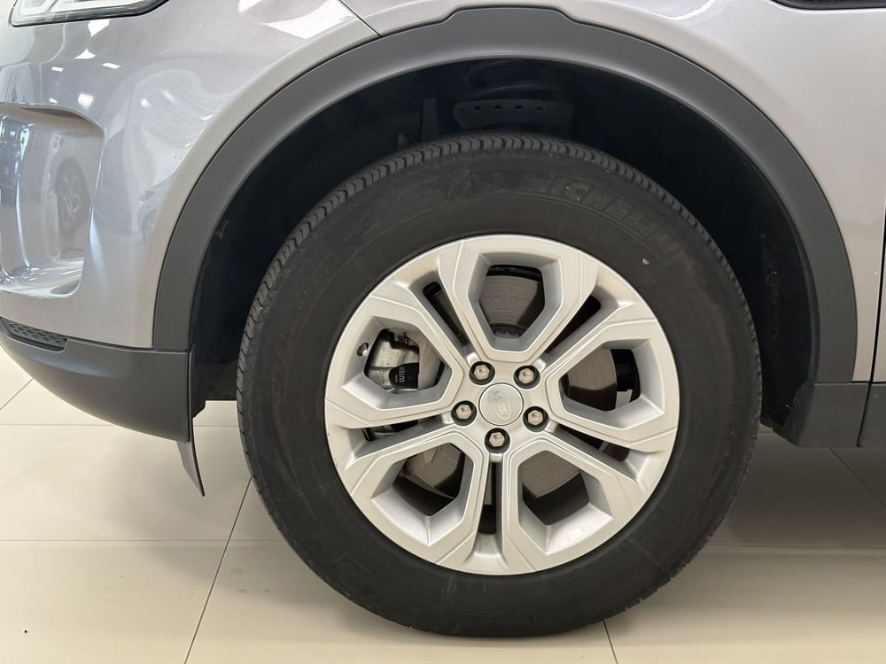 Land Rover Discovery Sport usata a Lodi (9)