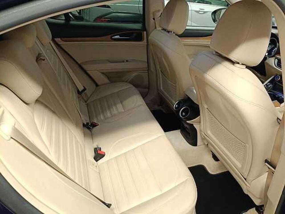 Alfa Romeo Stelvio usata a Teramo (14)