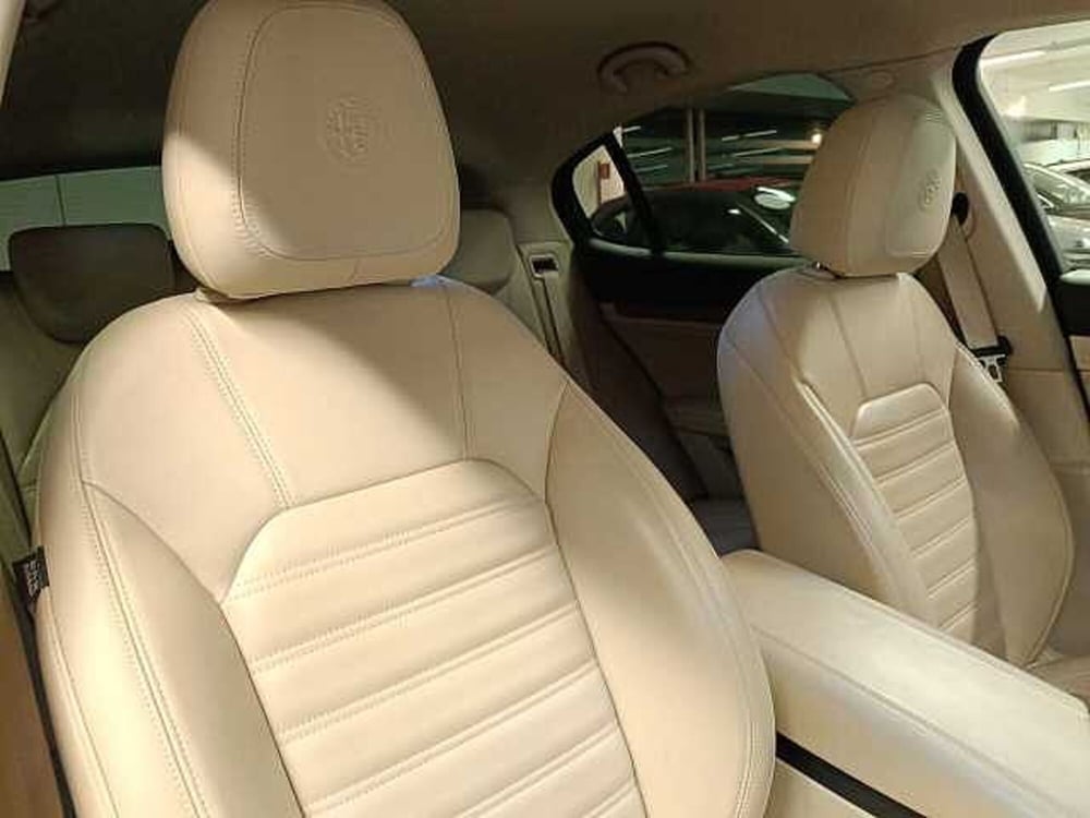 Alfa Romeo Stelvio usata a Teramo (15)