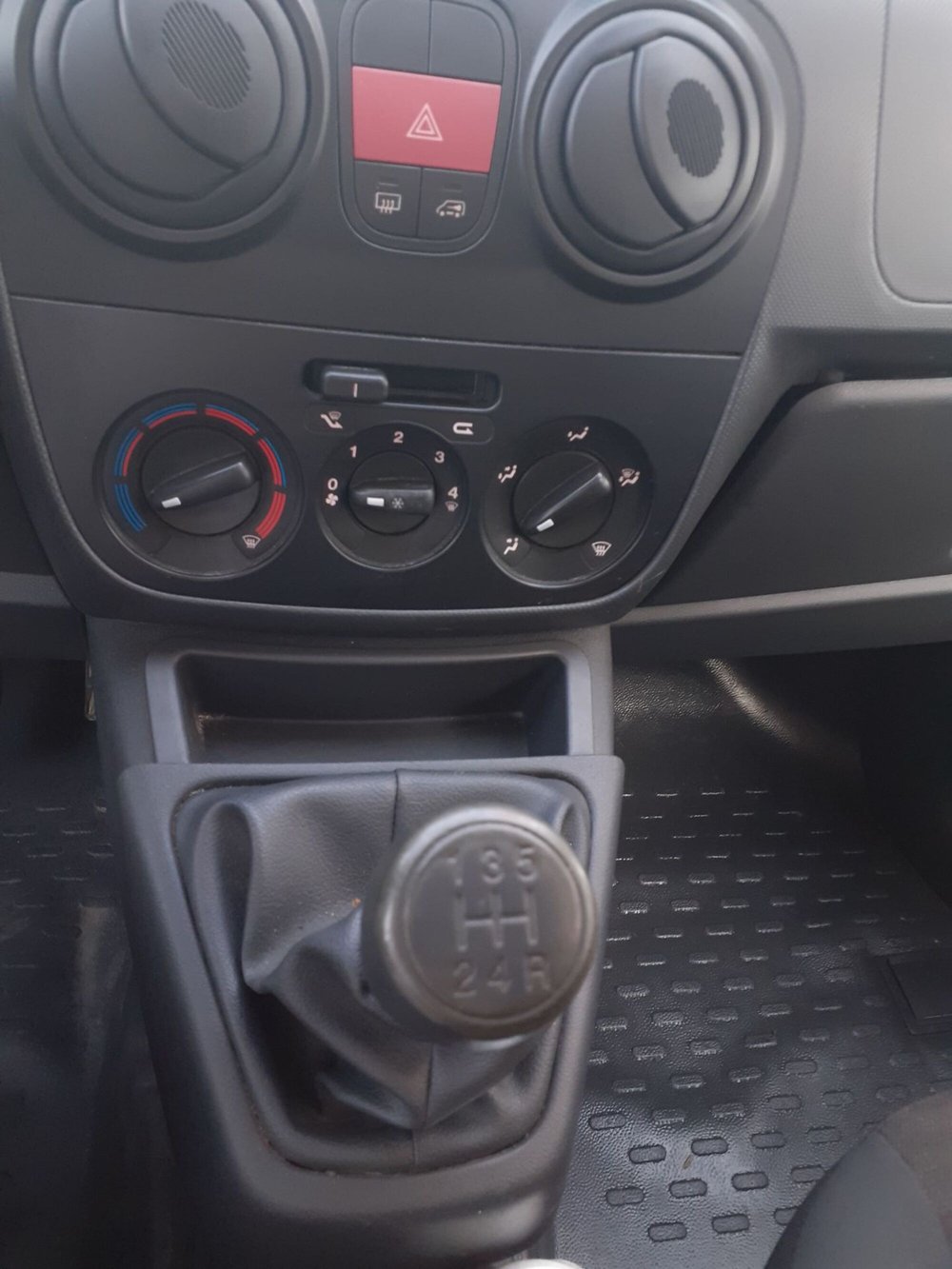 Fiat Fiorino usata a Modena (17)